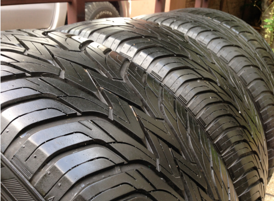 ยาง Aurora 265 50 20 ปี13 ดอกเยอะ พร้อมใช้งาน ราคาไม่แพง