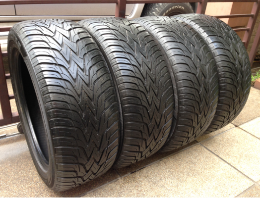 ยาง Aurora 265 50 20 ปี13 ดอกเยอะ พร้อมใช้งาน ราคาไม่แพง