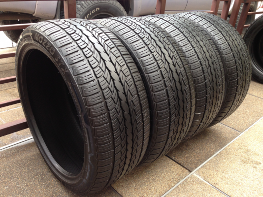 ยาง Mozzo 265 40 22 ปี15 ดอกเต็ม ไม่มีปะ ใช้งานน้อยมาก เนื้อนิ่มสุดๆ ราคาไม่แพง