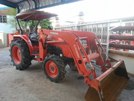 คูโบต้า L4708 4 WD พร้อมปุ็งกี๋ตักตราช้าง  สภาพดีมากครับ