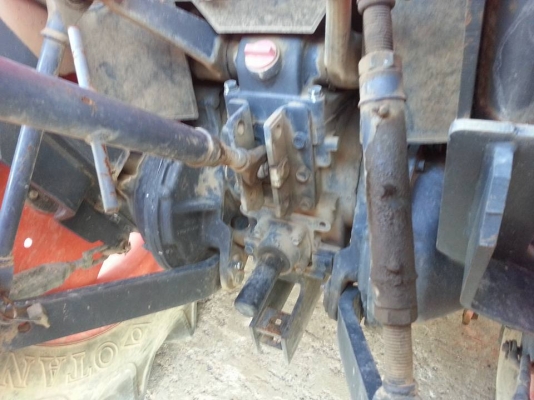 คูโบต้า L4708 4 WD พร้อมปุ็งกี๋ตักตราช้าง  สภาพดีมากครับ