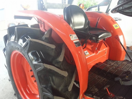 คูโบต้า L4708 4 WD ใบมีดดันหน้าใหม่ ผานหลังใหม่