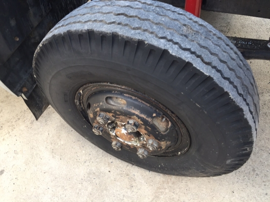 ขายรถ6ล้อHino FC4Jสิงห์ 140แรงม้าตู้แห้งประตู10บาน ยาว5.60ม