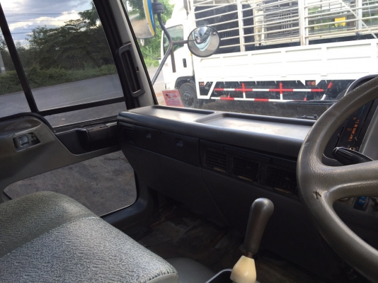 ขายรถ6ล้อHino FC4Jสิงห์ 140แรงม้าตู้แห้งประตู10บาน ยาว5.60ม