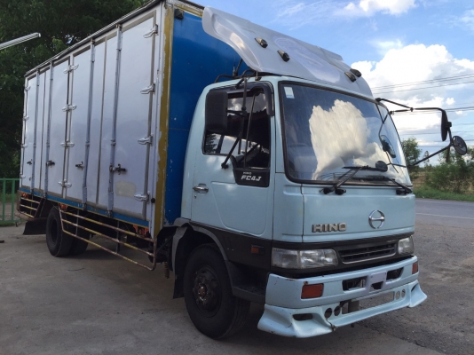 ขายรถ6ล้อHino FC4Jสิงห์ 140แรงม้าตู้แห้งประตู10บาน ยาว5.60ม