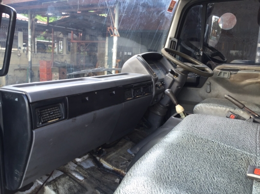 ขายรถ6ล้อHino FC4Jสิงห์ 140แรงม้าตู้แห้งประตู10บาน ยาว5.60ม