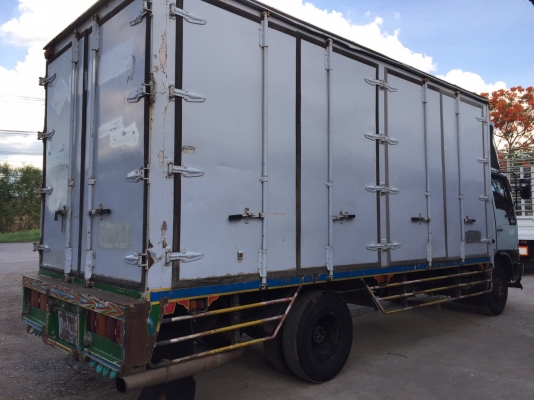 ขายรถ6ล้อHino FC4Jสิงห์ 140แรงม้าตู้แห้งประตู10บาน ยาว5.60ม