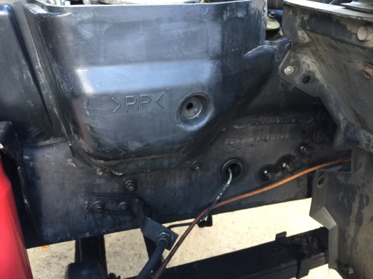 ขายรถ6ล้อHino FC4Jสิงห์ 140แรงม้าตู้แห้งประตู10บาน ยาว5.60ม