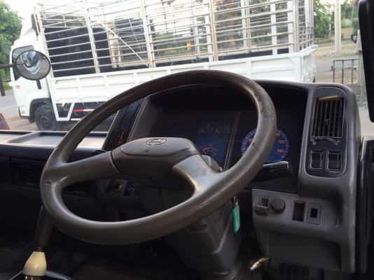 ขายรถ6ล้อHino FC4Jสิงห์ 140แรงม้าตู้แห้งประตู10บาน ยาว5.60ม