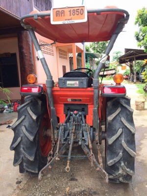ขายkubota36แรง อุปกรณ์ครบ3ชิ้น สวยๆเดิมๆ ทะเบียนพร้อมโอน โทร.089-8536866