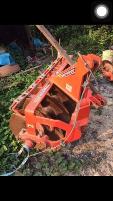 ขายkubota36แรง อุปกรณ์ครบ3ชิ้น สวยๆเดิมๆ ทะเบียนพร้อมโอน โทร.089-8536866