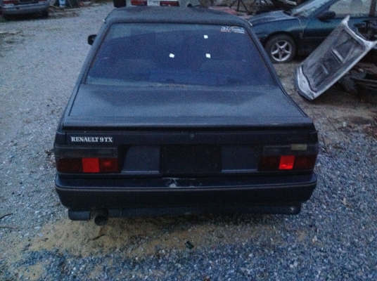 แยกขายอะไหล่เรโนล r9