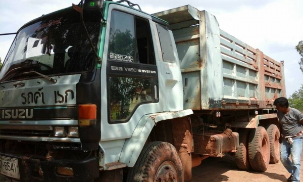 ขายรถ10ล้อดัมพ์2เพลา อีซูซุร็อคกี้ FXZ13NFY 210กระบะดัมพ์ แชชซีสวยเครื่องดี เอกสารทะเบียนครบ