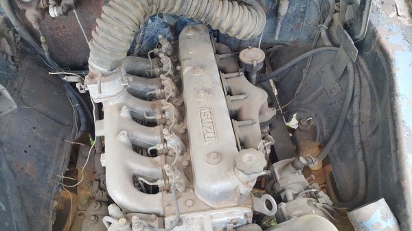 ขายด่วนรถ6ล้อดัมพ์หน้ายาวโตโยต้า เครื่อง 6BB1 มีสโลว์กลาง เฟืองท้ายฟูโซ่ รถมีทะเบียนขาดชุดโอน ทะเบียนขาดหลายปี ขายตามสภาพปัจจุบัน รถยังใช้งานได้ดี  สนใจติดต่อ ราชานำโชค 0814747555  555 ม.5 ต.อรัญญิก อ.เมือง จ.พิษณุโลก