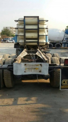 ขาย10ล้อ2เพลานิสสันแก็สNGV 275แรง ทะเบียนครบ หัวแชชซี PE6H