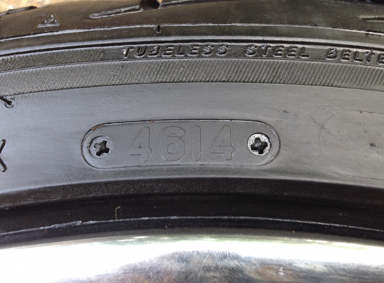 ล้อ Trafficstar ขอบ18 สภาพสวย ไม่มีซ่อม พร้อมยางปลายปี14 ดอกเต็ม ราคาไม่แพง