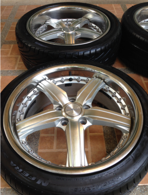 ล้อ Trafficstar ขอบ18 สภาพสวย ไม่มีซ่อม พร้อมยางปลายปี14 ดอกเต็ม ราคาไม่แพง