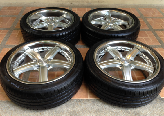 ล้อ Trafficstar ขอบ18 สภาพสวย ไม่มีซ่อม พร้อมยางปลายปี14 ดอกเต็ม ราคาไม่แพง