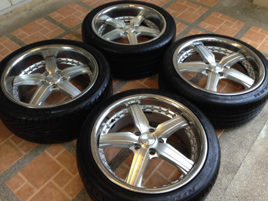 ล้อ Trafficstar ขอบ18 สภาพสวย ไม่มีซ่อม พร้อมยางปลายปี14 ดอกเต็ม ราคาไม่แพง