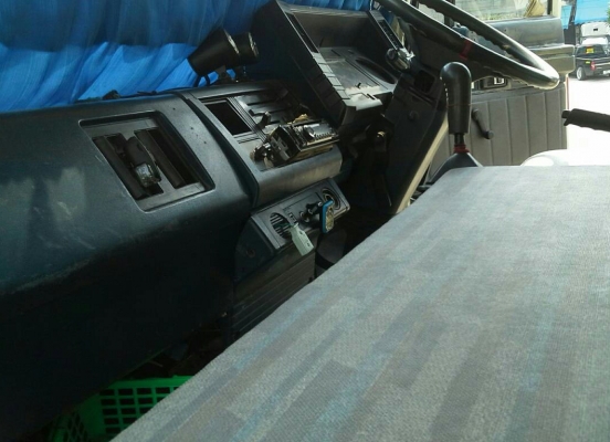 สิบล้อ อีซูชุ ร็อค FVM32M195นางฟ้าแท้ สภาพดีเดิมๆสวยกริ๊ปพร้อมใช้งาน ทะเบียนพร้อมโอน