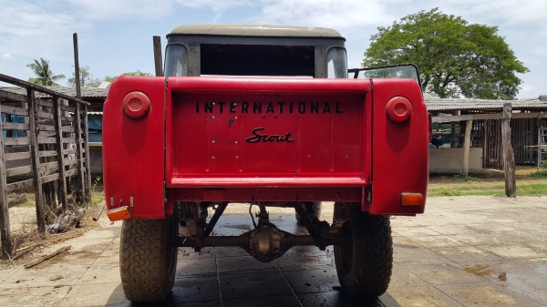 ซื้อ 1 แถม1 (แถม Jeep wrangler จักรยาน) ขายกระบะ  International สวยๆ รถขับสี่(4WD)  เครื่องเบนซินสภาพสวยๆ ติดแอร์ได้ ทะเบียนเต็มพร้อมโอน ขาย 220000