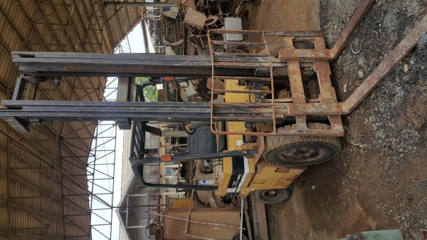 ขายถูกรถ FOLK LIFT ยี่ห้อ DAEWOO D20S นำเข้าเองจากญี่ปุ่น ขายถูกมาก ราคา 150000