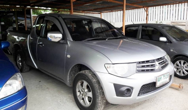 ^^^ โปร 0 บาทมาแล้ว เงินเดือน 12000 อายุงาน 2 ปี + คนค้ำ ^^^