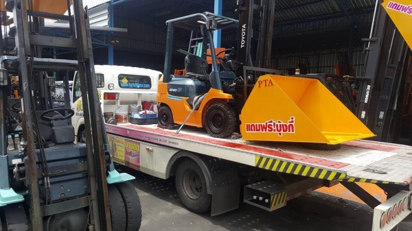 มองหารรถตักยางพารางาเท. นึกถึงร้านพีทีเอ. ชลบุรี0818342060 มองหารรถตักยางพารางาเท. นึกถึงร้านพีทีเอ. ชลบุรี0818342060