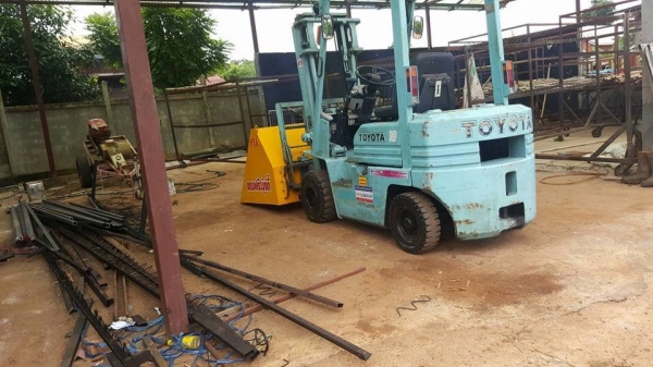 มองหารรถตักยางพารางาเท. นึกถึงร้านพีทีเอ. ชลบุรี0818342060 มองหารรถตักยางพารางาเท. นึกถึงร้านพีทีเอ. ชลบุรี0818342060