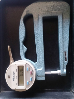 .....ขาย. Mititoyo. วัดความหนาดิจิตอล สภาพดีเก่าเก็บ