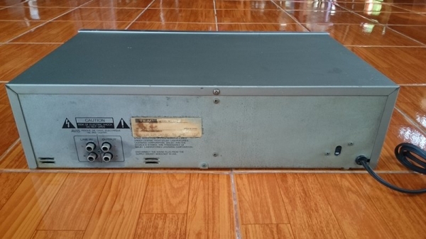 ขายเทปเด๊ควินเทจน์ TEAC V-337