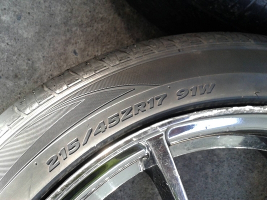 ขอบ17นิ้ว5รู114 พร้อมยาง สวยๆ 4 ล้อ ราคา 6900 บาท