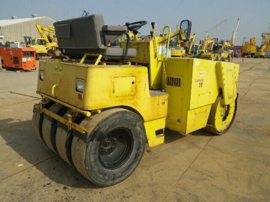 ขายรถบดสั่นสะเทือน SAKAI ขนาด 5 ตัน สภาพพร้อมใช้งาน From JAPAN ติดต่อ 095-7467778 จิณณวัตร จักรกลครับ