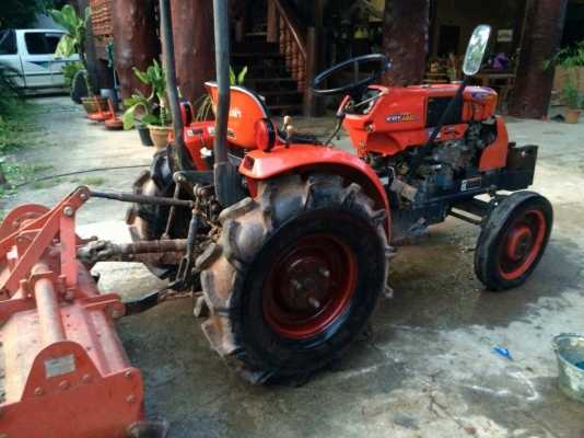 ขายรถไถ KUBOTA RT 140 สภาพดีเดิมๆพร้อมใช้งาน อุปกรณ์ครบ 3 ชิ้น