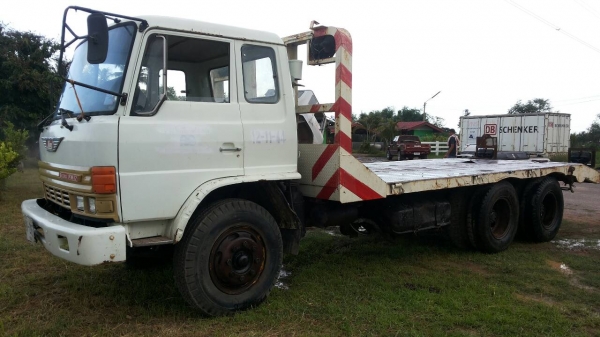 รถเทรนเลอร์ Hino - รุ่น FN177LA มีทั้งหมด 2 คัน
