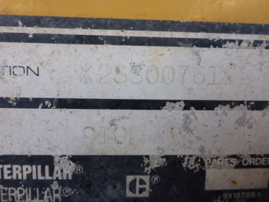 รถตัก Caterpillar 910F-2 นำเข้าจากญี่ปุ่น โทร. 080-6565422 (หนิง)