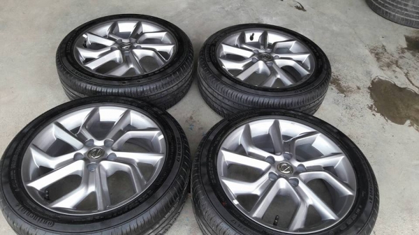 ขายล้อแม็กป้ายแดง nissan pulsar 17"ยางปี15 สนใจติดต่อ ตาเล็ก ล้อและยางครับ 081-3747940