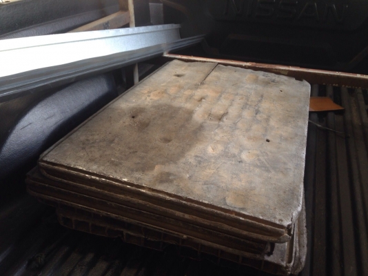 ขายแผ่นรองขาเครน