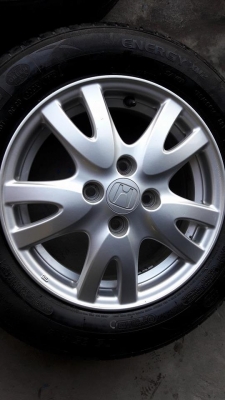 ขายล้อแม็ก honda brio 14" ยางปี12 สนใจติดต่อ ตาเล็ก ล้อและยางครับ 081-3747940