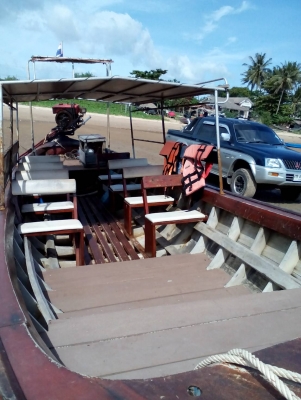 ขายเรือหางยาว หัวโทง ยาว 12 เมตร กว้าง 2.5 เมตร