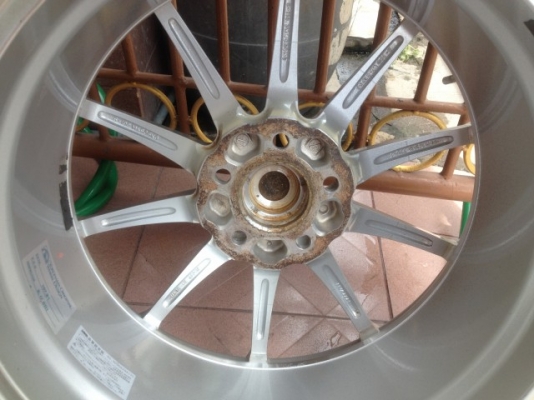 ล้อเเท้ KR 17กว้าง7นิ้วครึ่งอ๊อฟ40 5รู108 เก่าญี่ปุ่นเเท้สีเดิมๆยางติดมาใช้ไม่ได้เเล้ว ล้อเเท้ KR 17กว้าง7นิ้วครึ่งอ๊อฟ40 5รู108 เก่าญี่ปุ่นเเท้สีเดิมๆยางติดมาใช้ไม่ได้เเล้ว