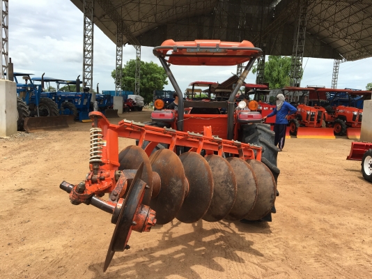 ขายรถไถคูโบต้า L4708ราคา430000บาท  มีไบมีดตราช้างและผาน6ตราช้างพร้อมใช้งานสายๆไมร์543ช ม ครับสนใจ โทร0813655997 อำพร พาเจริญ ต วังบัว อ คลองขลุง จ กำแพงเพชร