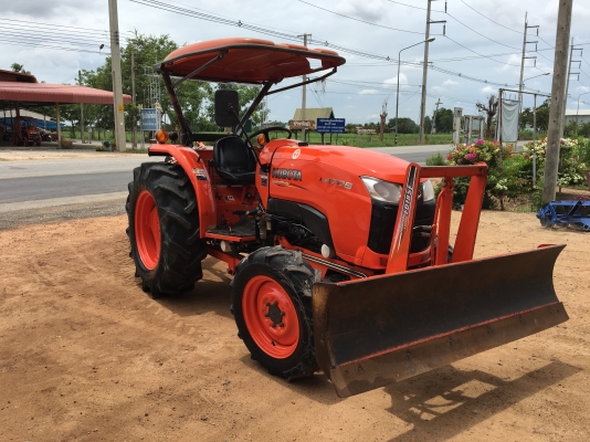 ขายรถไถคูโบต้า L4708ราคา430000บาท  มีไบมีดตราช้างและผาน6ตราช้างพร้อมใช้งานสายๆไมร์543ช ม ครับสนใจ โทร0813655997 อำพร พาเจริญ ต วังบัว อ คลองขลุง จ กำแพงเพชร