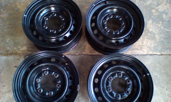 กะทะขอบ15-6รู อีซูซุ โตโยต้า ชุด 2000บาท แนวสวยๆ