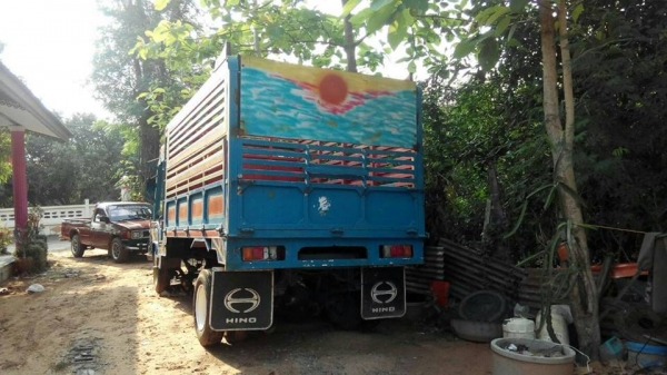 ขายรถอีแต๋น ดั้ม6ล้อ ช่วงล่างใหญ่ เครื่องRT140 รถสวยสภาพพร้อมใช้งาน สนใจโทร 090-8588220คุณนะ 093-3258446คุณบิว หรือเข้าดูสินค้าอื่นๆได้ที่ www.narong2truck.com หรือ www.truck.in.th/498 หรือเพจFacebook ณรงค์ ซื้อขายรถมือสอง (เว็บไซต์ส่วนตัว) หรือFacebook ค