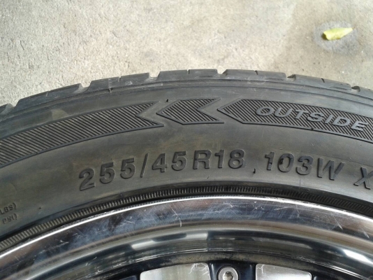 ขอบ18นิ้ว6รู พร้อมยาง สวยๆ 4 ล้อ ราคา 8700 บาท ขอบ18นิ้ว6รู พร้อมยาง สวยๆ 4 ล้อ ราคา 8700 บาท