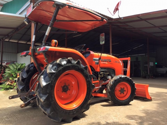 ขายรถไถ Kubota L3608(4WD) พร้อมใบมีดและผานพรวนLCSใหม่ รถสวยพร้อมใช้งาน