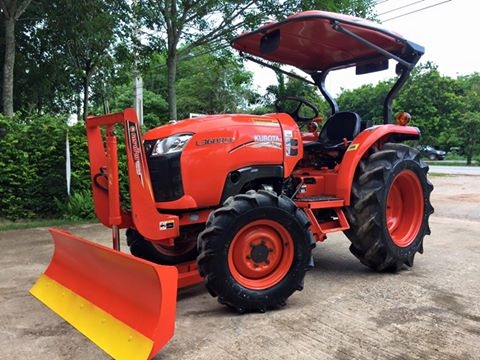 ขายรถไถ Kubota L3608SP(4WD) พร้อมใบมีดและผานพรวนLCSใหม่ รถสวยพร้อมใช้งาน