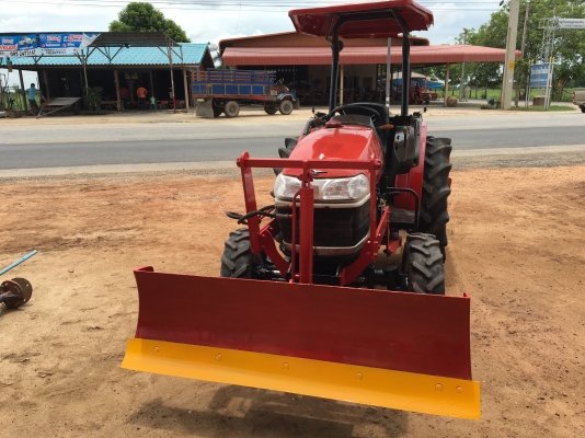 ขายรถไถยันม่าร์ 35แรงราคา190000บาท  มีไบมีดและโลตาลี้ตราช้างพร้อมใช้งานสายๆครับสนใจ โทร0813655997 อำพร พาเจริญ ต วังบัว อ คลองขลุง จ กำแพงเพชร