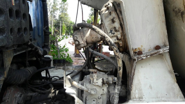 รถโม่ 6 ล้อ ฮีโน่สวยๆ